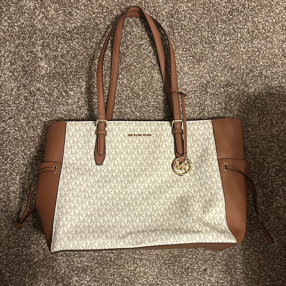 Michael Kors - Gilly in Vanilla